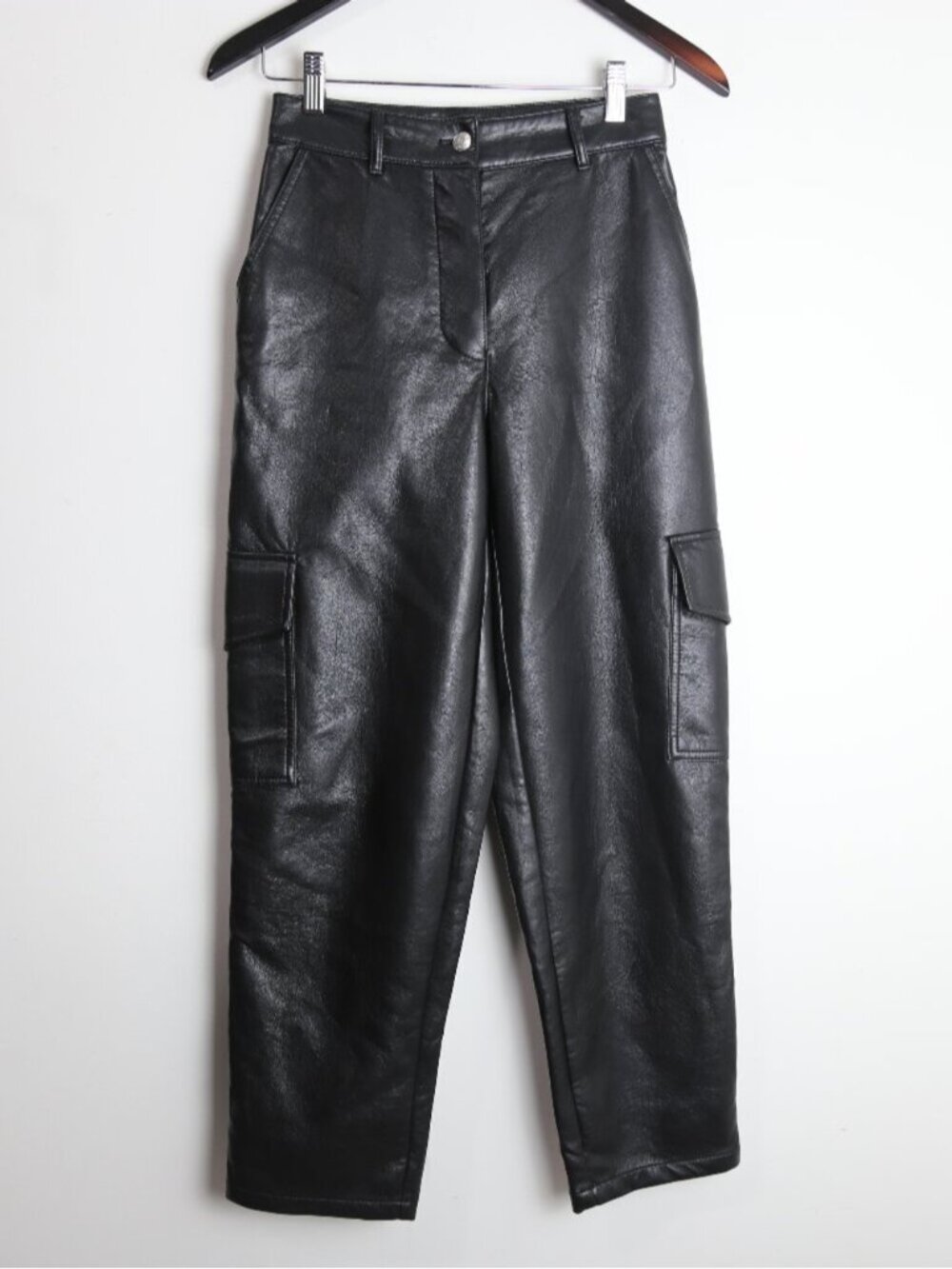 Aritzia Wilfred Bridger Vegan Leather Cargo High Rise Wide Leg Pants Size 0
